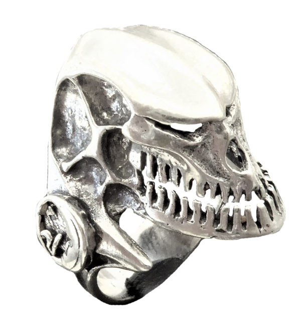 Ring men skull Alien