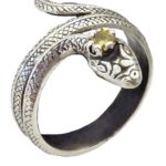 Ring Women Queen Snakes